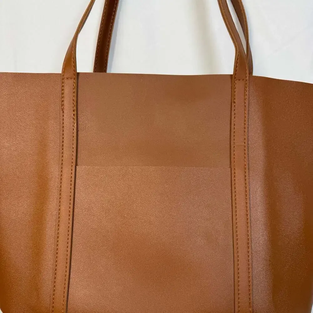 Henny + Lev Danielle Tote Bag in Cognac Vegan Leather - Picture 2 of 8